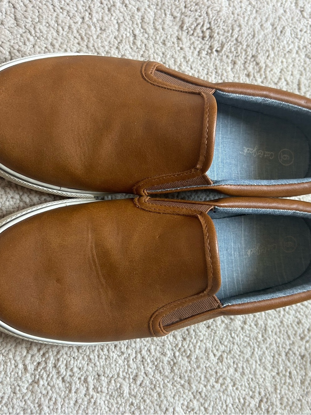 Cat & Jack Boys Tan Slip-On Loafers Sz6